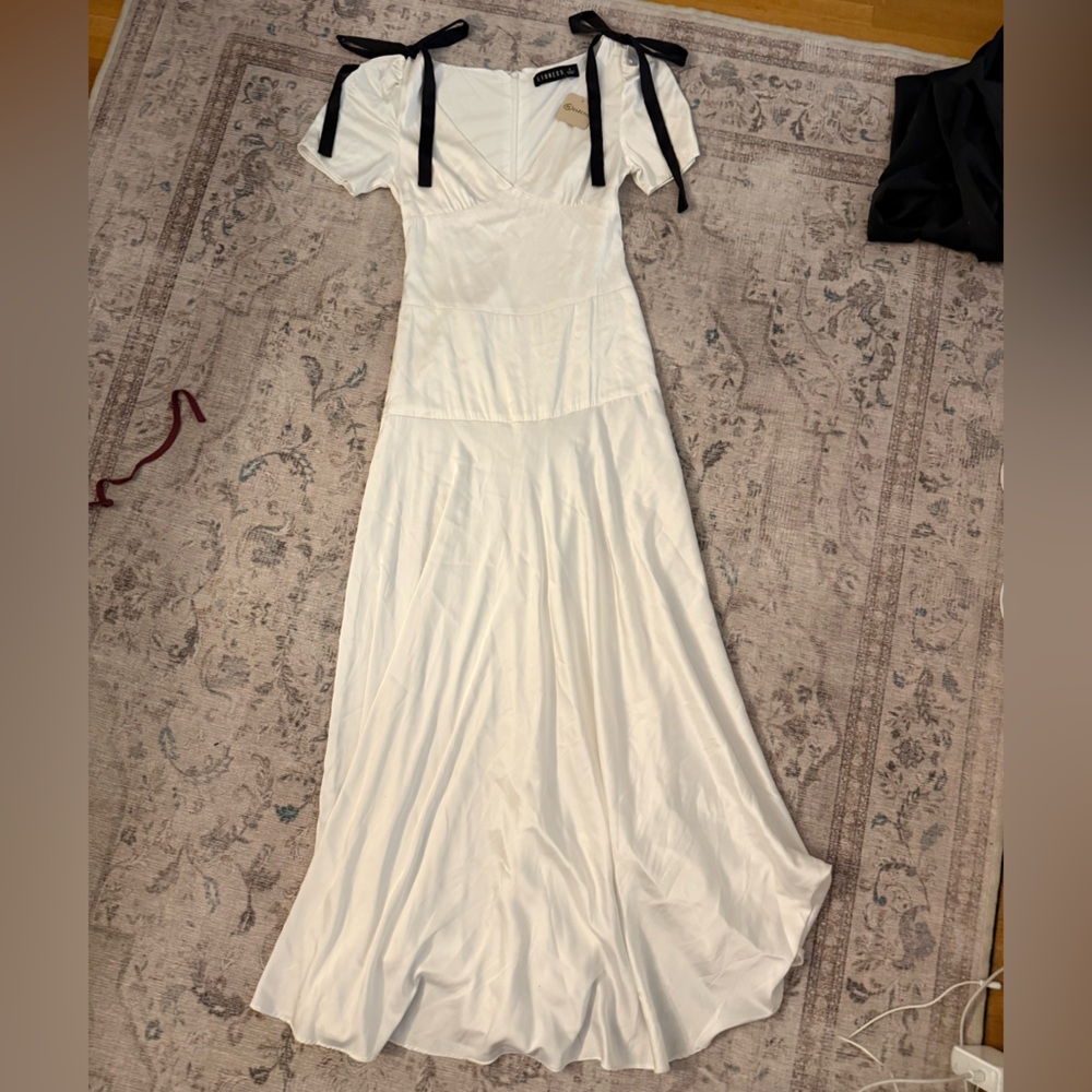 NWT LIONESS MAXI BOW DRESS